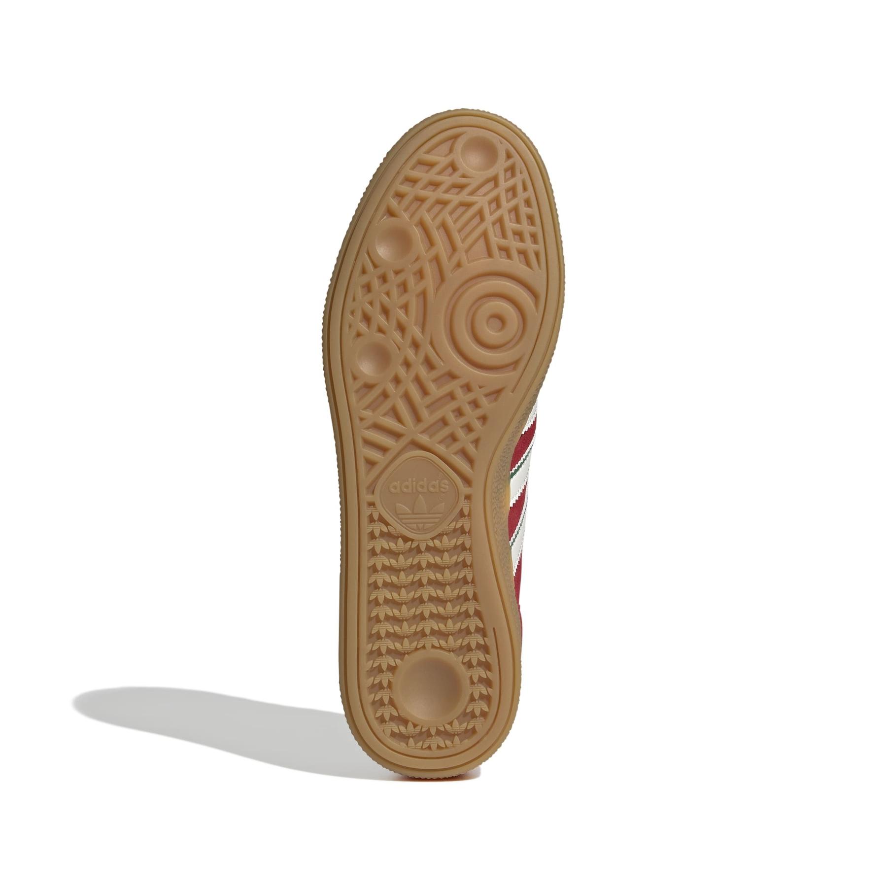 product/a/d/adidas_if9531_4_footwear_photography_bottom_view_white.jpg