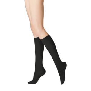 30593-black-calcetines-largos-fogal-nepal-negro
