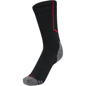 226913-2030-calcetines-hummel-pro-negro-rojo-verdadero