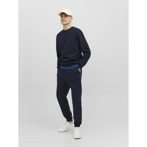 12249341-4385561-sudadera-de-cuello-redondo-jack-jones-jjebradley-chaqueta-azul-marino