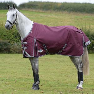1006914001-manta-de-exterior-para-caballos-weatherbeeta-comfitec-plus-dynamic-ii-220-g-granate-gris-blanco