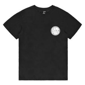 233apu2010-blk-camiseta-poler-camp-vibes-negro