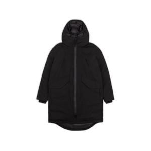 7768-black-parka-revolution-tech-raglan-negro