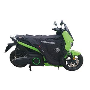 407490925-cubrepiernas-para-scooter-tucano-urbano-termoscudr-mo-escooter-125-negro-tu