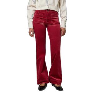 112373013-vaqueros-de-mujer-wrangler-flare-rojo